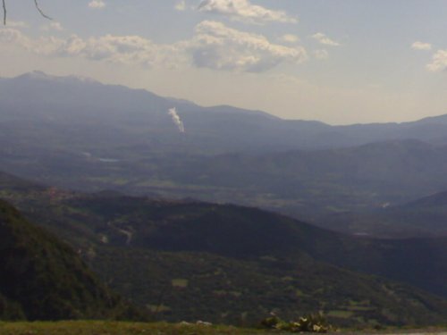 Το εργοστάσιο της ΔΕΗ στη Μεγαλόπολη απ' το Μαίναλο-Η μεγαλύτερη περιβαλλοντική απειλή της Πελοποννήσου